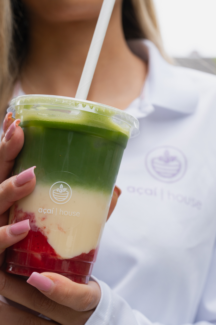 Social-Media-Foto: Matcha im Branding-Becher